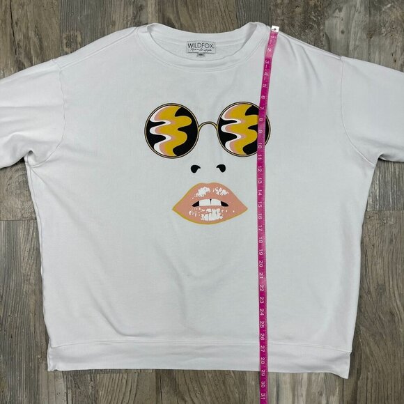 Wildfox Oversize Sweatshirt Medium White Womens Face Sunglasses Lips Pullover - Picture 7 of 7